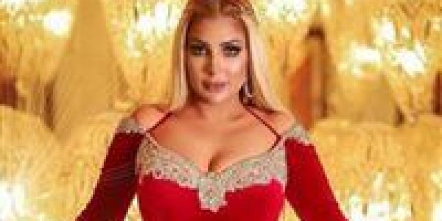 ذهب
      وألماس
      في
      مغارة
      سارة
      خليفة..
      مفاجآت
      مذهلة
      في
      قضية
      المخدرات
      الكبرى