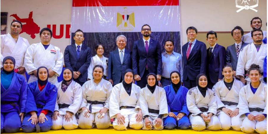 رئيس
      الچودو
      يستقبل
      رئيس
      الچايكا
      اليابانية
      لبحث
      تطوير
      الشراكة
      بين
      الجانبين