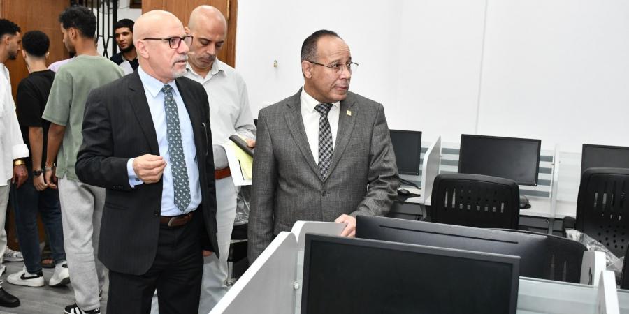 جامعة
      قناة
      السويس
      تواصل
      دعمها
      لطلاب
      ذوي
      الاحتياجات
      الخاصة
      بكلية
      الآداب
      والعلوم
      الإنسانية