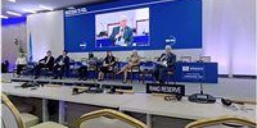 وزير
      التعليم
      العالي
      من
      سمرقند:
      إعداد
      كوادر
      تمتلك
      مهارات
      المستقبل
      لمواجهة
      التحول
      الرقمي
      والذكاء
      الاصطناعي