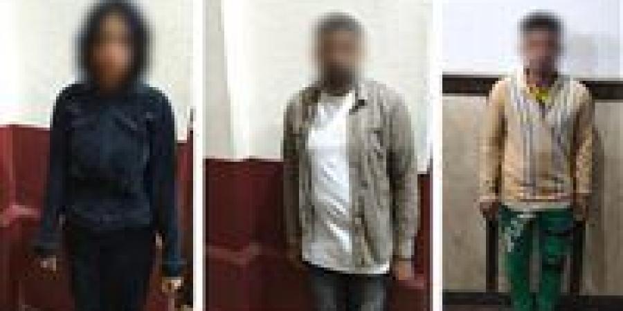 عبر
      تطبيقات
      الهاتف..
      ضبط
      شخصين
      وسيدة
      لممارسة
      الأعمال
      المنافية
      للآداب
      بالإسكندرية