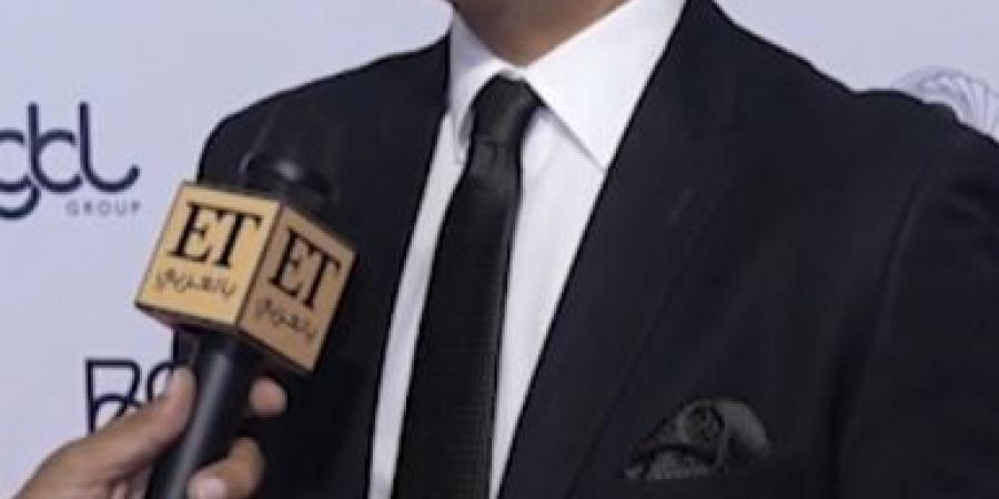 رامي
      إمام:
      النجوم
      المشاركون
      في
      فيلم
      البحث
      عن
      فضيحة
      مفاجأة..
      والزعيم
      لا
      يتابع
      السوشيال
      ميديا