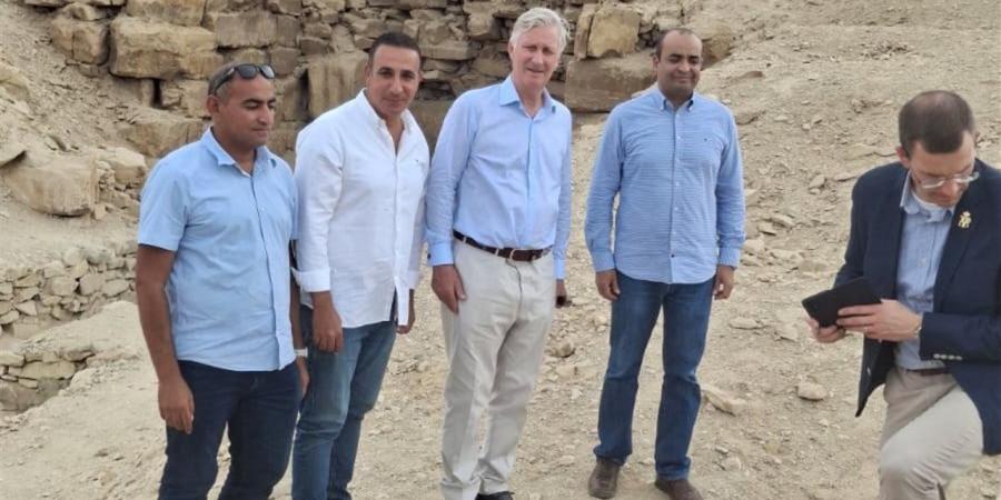 ملك
      بلجيكا
      في
      جولة
      خاصة
      بسقارة
      وأبوصير
      بعد
      افتتاح
      المتحف
      المصري
      الكبير