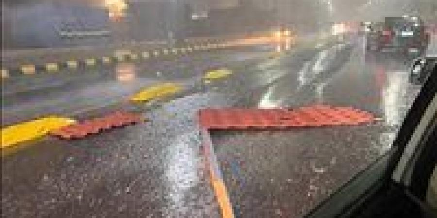 أمطار
      رعدية
      تضرب
      الإسكندرية
      وبرق
      ورعد
      شديد
      مع
      نوة
      الصليبية