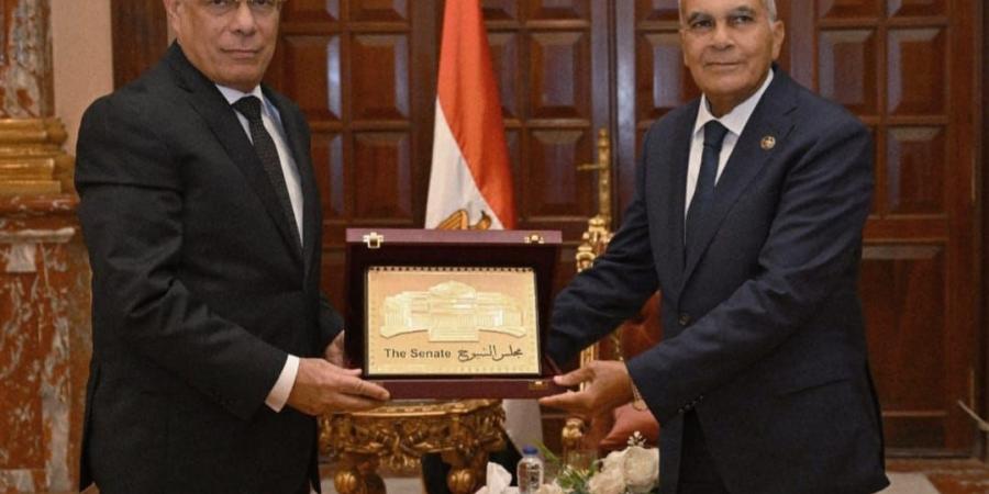 النائب
      العام
      يزور
      رئيس
      مجلس
      الشيوخ
      ..ويتطلع
      لمزيد
      من
      التعاون
      مع
      الغرفة
      الثانية