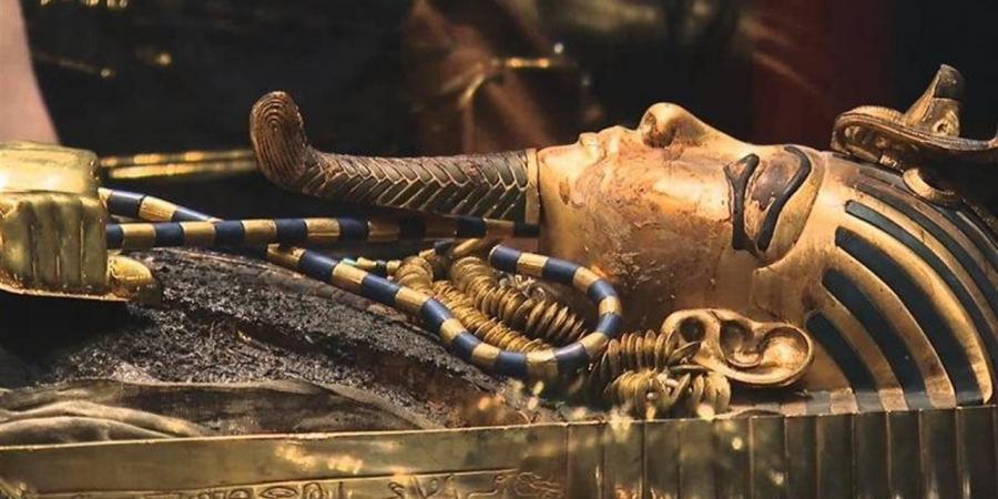 عيسى
      زيدان:
      عدد
      قطع
      الملك
      توت
      عنخ
      آمون
      5951
      بالمتحف
      المصري
      الكبير