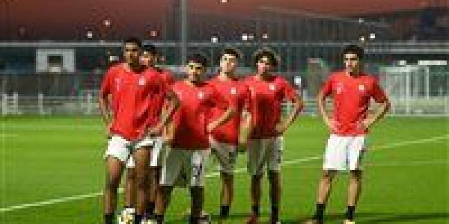 محاضرة
      فنية
      لمنتخب
      مصر
      تحت
      17
      عامًا
      قبل
      مواجهة
      هايتي
      في
      كأس
      العالم