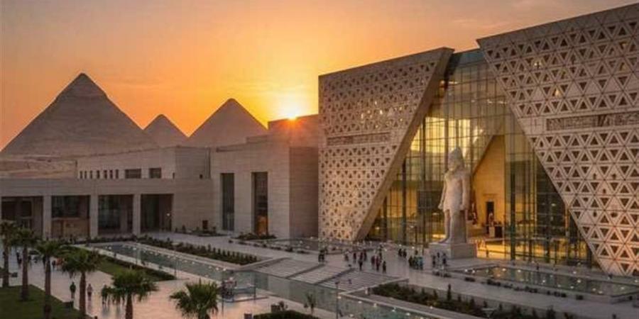 تبهر
      الحضور..
      إذاعة
      مدرسية
      عن
      المتحف
      المصري
      الكبير
      كاملة
      الفقرات