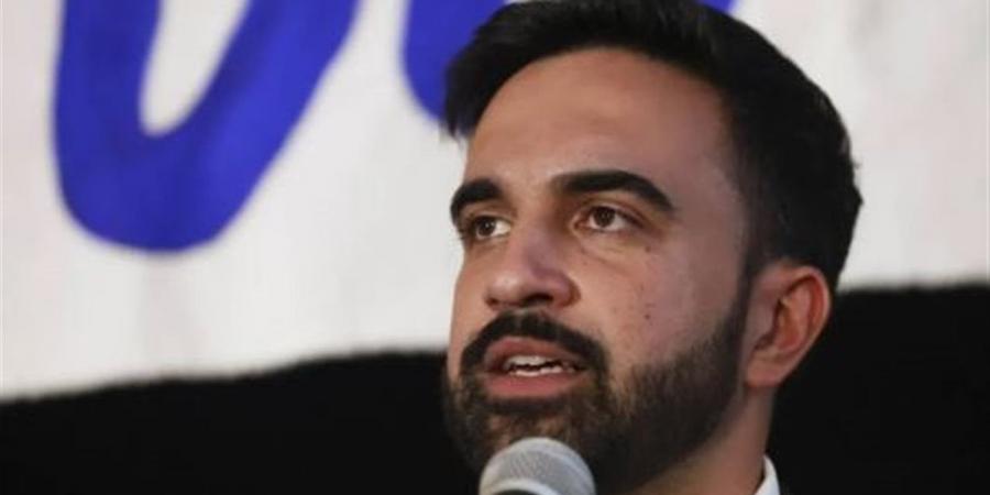 ترامب يلوح بوقف التمويل الفيدرالي لنيويورك في حال فوز زهران ممداني بالانتخابات