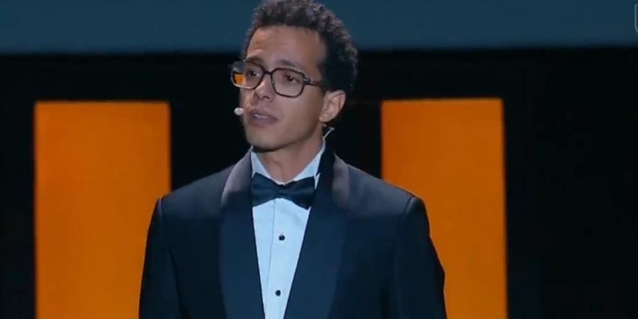 طه دسوقي يعلن موعد عرض ستاند أب كوميدي "النخبة "في القاهرة