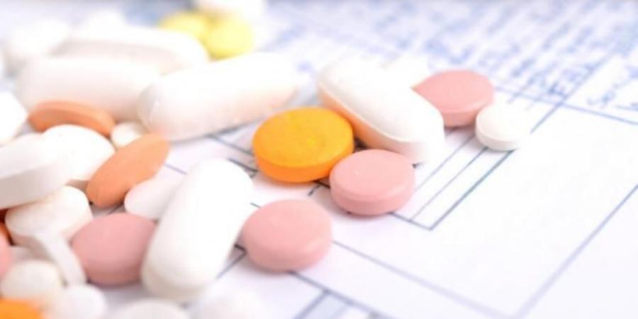 «13
      مليار 
      حجم
      الإنفاق»..
      أسباب
      ارتفاع
      أسعار
      أدوية
      الأورام
      في
      مصر