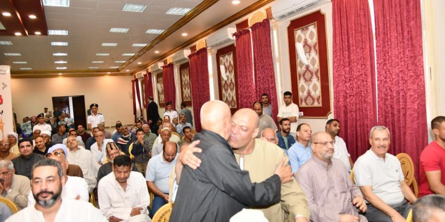 محافظ الفيوم ومدير الأمن يشهدان مراسم إجراء القرعة العلنية للحج