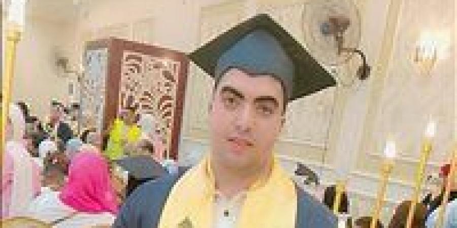 كان في ريعان شبابه وفاة ممرض حديث التخرج بسكتة قلبية مفاجئة بالفيوم