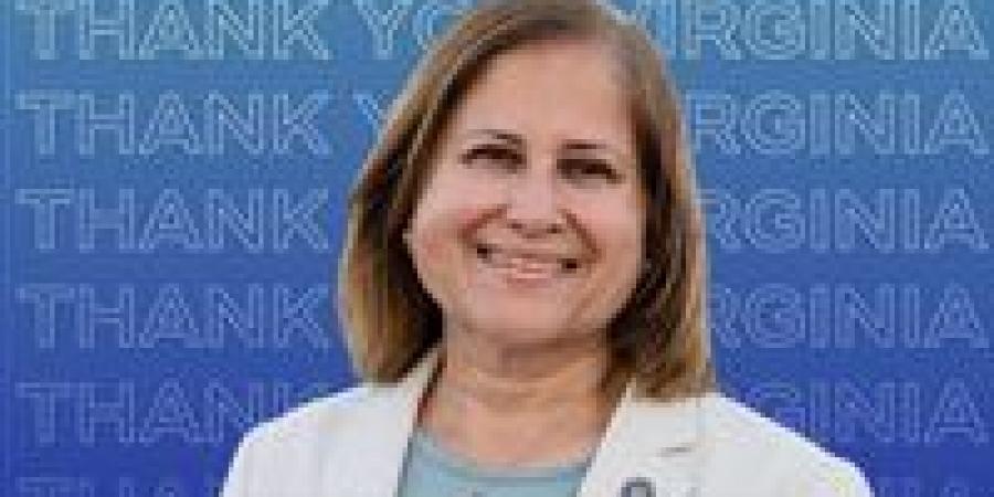 غزالة هاشمي.. أول مسلمة تتبوأ منصب نائب حاكم ولاية فرجينيا
