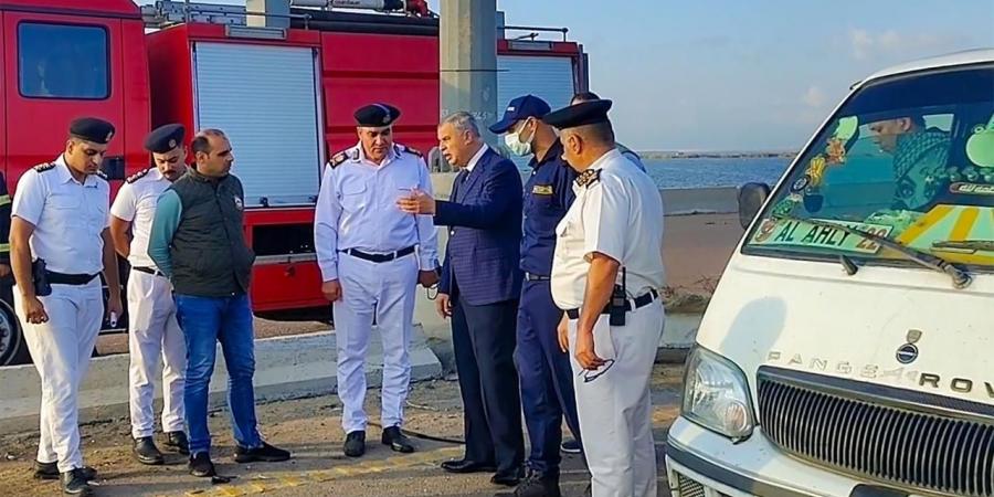 اشتعال سيارة بمحور المشير أبو ذكري بالإسكندرية وتفحهم 3 أشخاص بداخلها