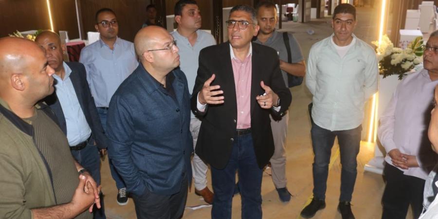 محافظ الجيزة يتفقد استعدادات المهرجان الدولي الثامن للتمور بالواحات البحرية