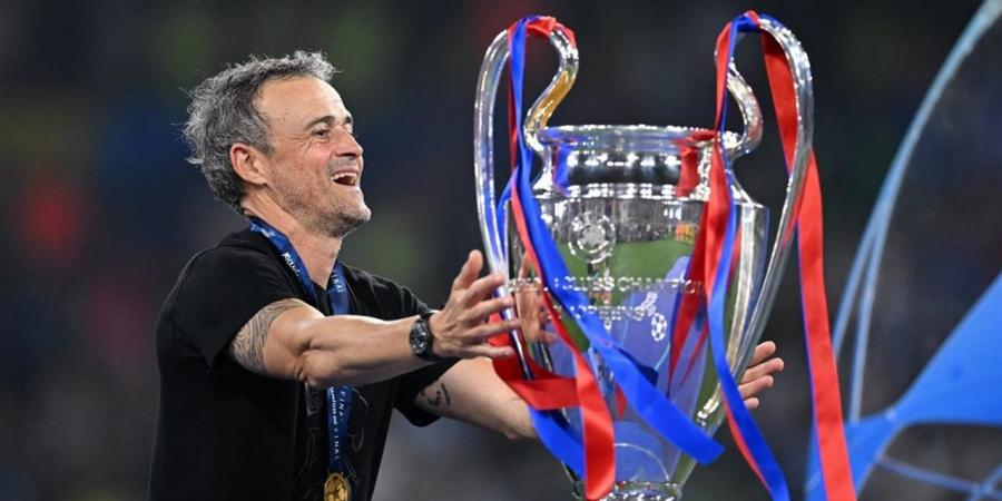 إنريكي وسلوت على رأس المرشحين لجائزة The Best