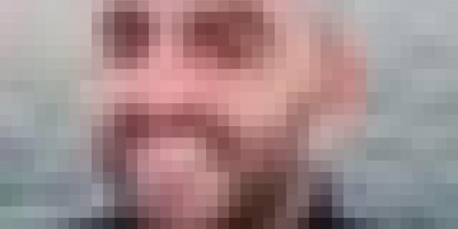 خضع لـ 3 عمليات جراحية.. القنصلية الجزائرية تتابع حالة البطل سمير زيتوني بعد حادثة الطعن في بريطانيا