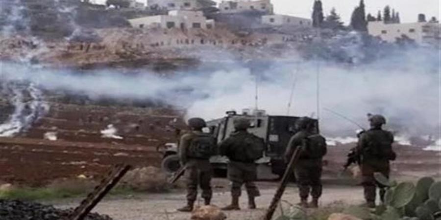 إصابة 15 فلسطينيًا خلال مواجهات مع الاحتلال في بيت ليد بالضفة