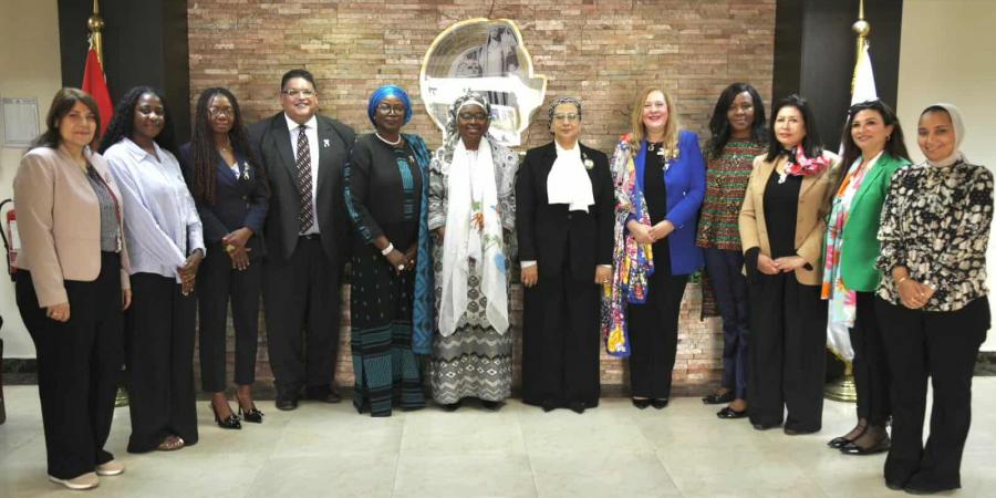 المستشارة أمل عمار تستقبل وفد مفوضية الاتحاد الإفريقي