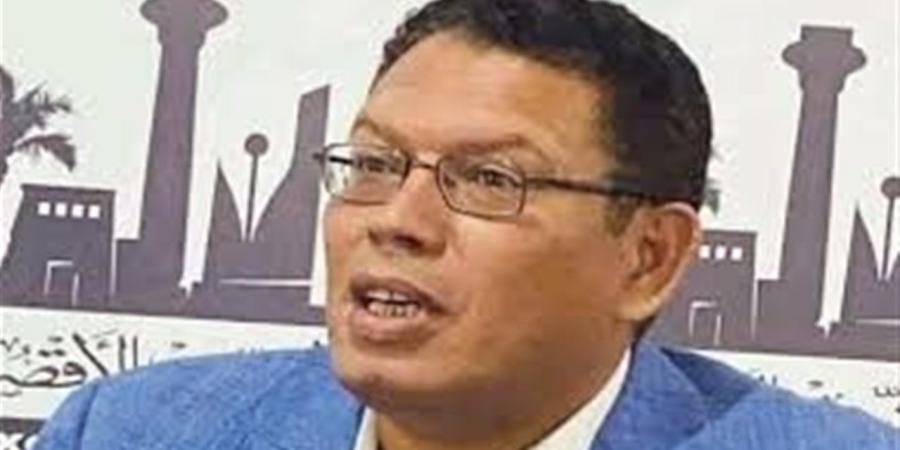 ما أبرز ديوان شعري غيّر نظرتك إلى الشعر؟ الشاعر عيد عبدالحليم يُجيب