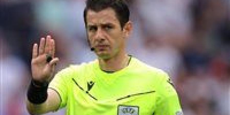 راسب في اختبار اللياقة البدنية ويمثل ذكري سيئة لمدافع الأهلي.. خليل أموت حكم نهائي السوبر المصري