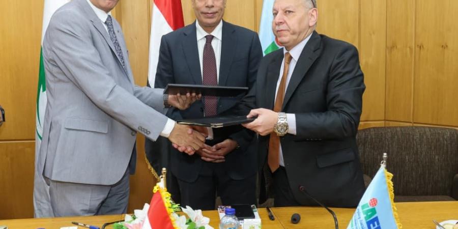 "الهيئة القومية للبريد" و"الأكاديمية الدولية للهندسة وعلوم الإعلام" يوقعان بروتوكول تعاون.. لتقديم الخدمات البريدية والمالية داخل الأكاديمية