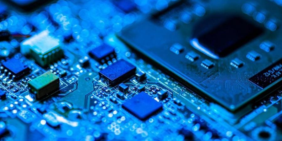 الصين تحث هولندا على استعادة استقرار سلسلة إمداد أشباه الموصلات العالمية