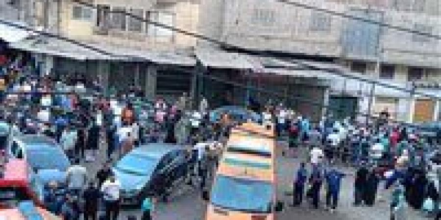 النجاة بين الركام.. قصص شجاعة عمال المحلة بعد انهيار سقف المصنع