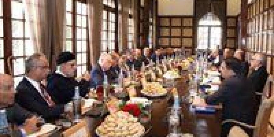 اجتماع موسع للاتفاق على تنفيذ مبادرة "الحكم الذاتي" للصحراء المغربية