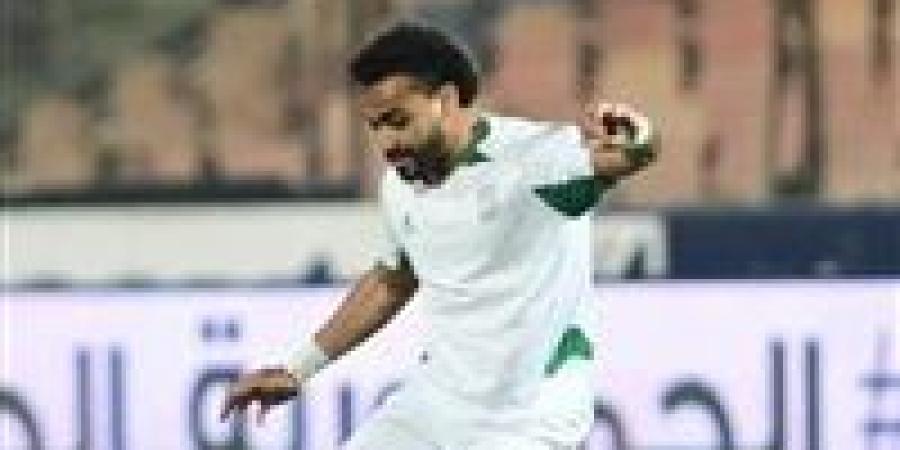 أزمة صحية مفاجئة تعيد نجم الاتحاد السكندري للمستشفى.. والفريق يطمئن جماهيره