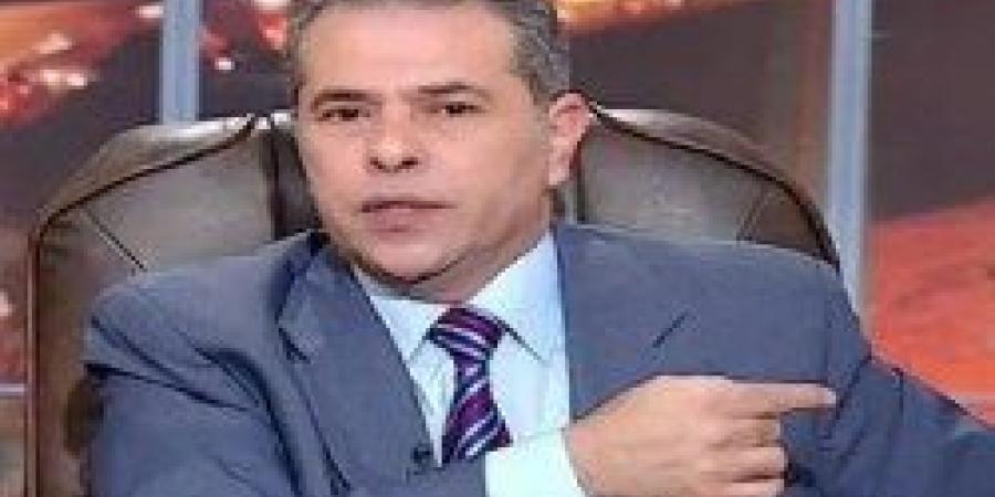 الدفع أو الحبس.. لماذا عاقبت المحكمة الإعلامي توفيق عكاشة بالحبس لمدة شهر؟