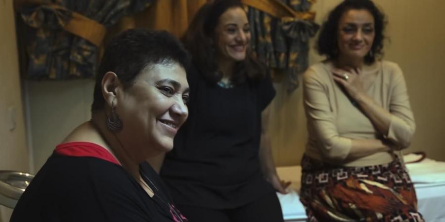 قبل عرضه في مهرجان القاهرة السينمائي.. طرح الاعلان الرسمي لـ فيلم مثلث الحب