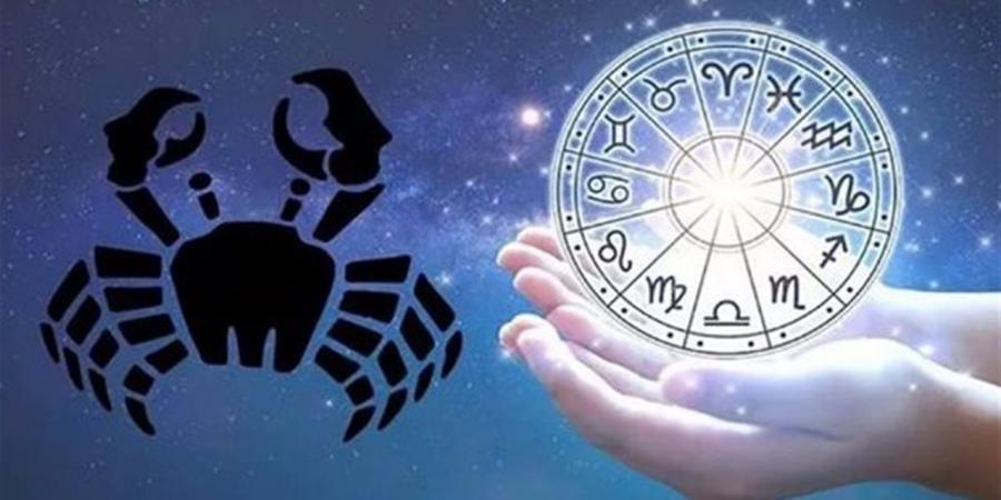 السرطان اليوم الثلاثاء 11 نوفمبر 2025: إعادة الانسجام وتصحيح سوء الفهم مع المقربين