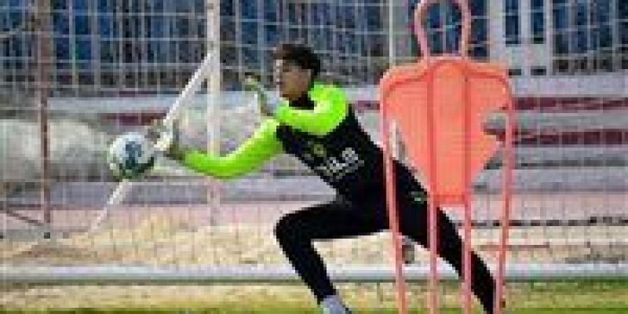 أحمد شوبير: عمر عبد العزيز حارس الزمالك موهبة عظيمة