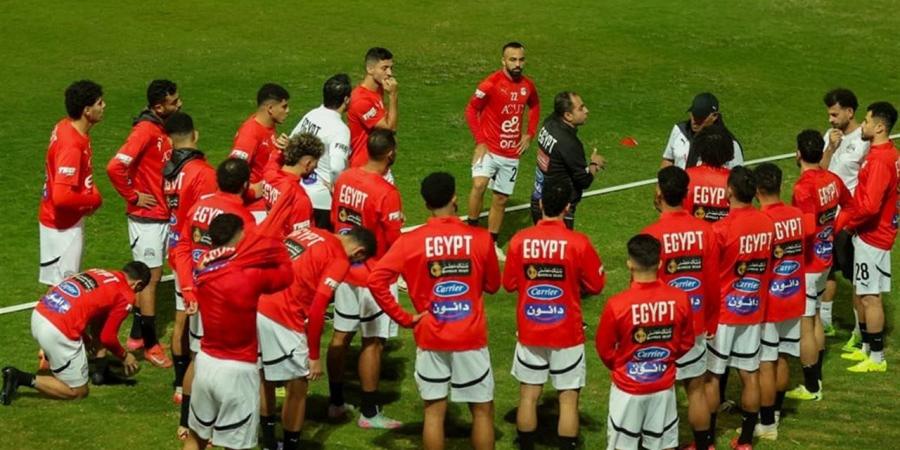 منتخب مصر الثاني يواصل تدريباته قبل وديتي الجزائر