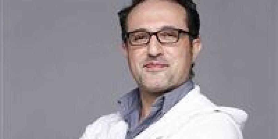 شريف مدكور يحوّل الإساءة إلى رسالة إنسانية: "التنازل مقابل التبرع للمحتاجين"