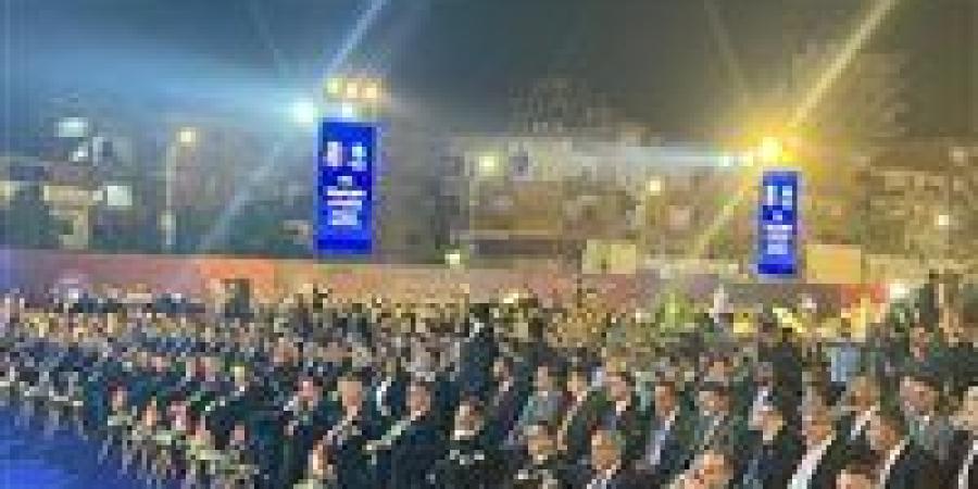 النائب أحمد دياب بمؤتمر الشرقية: مستقبل وطن مؤيد للقيادة السياسية ومؤسسات الدولة ولا يؤيد للحكومة إذا ما تعارضت سياساتها مع مصلحة المواطن