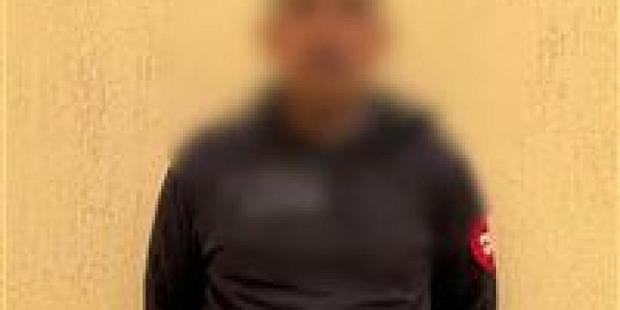 ضربه بسوط أمام المنزل.. التحقيق مع المتهم بجلد طالب في الجيزة