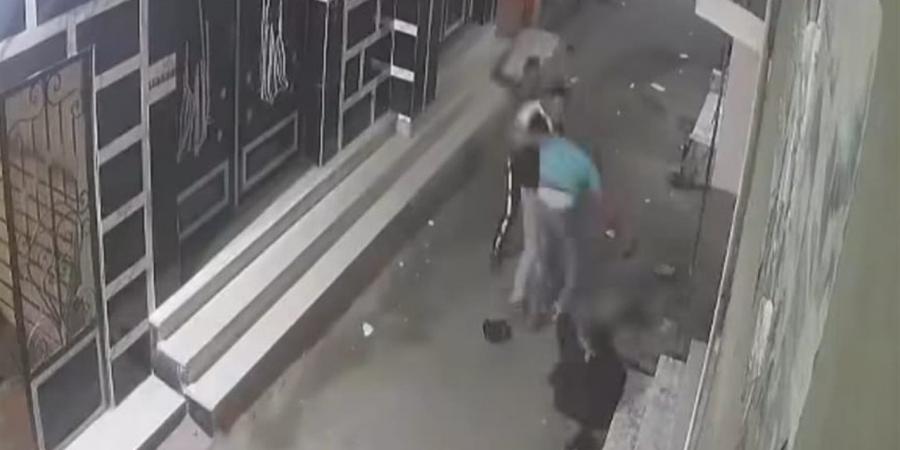 أمن المنوفية يفحص فيديو اعتداء على شاب ووالدته في الشارع