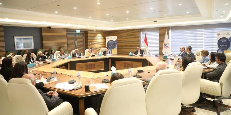 وزير الصحة يستقبل وفد البنك الدولي ونائب وزير سوق العمل السعودي