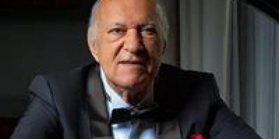 الموسيقي تصمت مؤقتا.. تطورات الحالة الصحية للموسيقار عمر خيرت