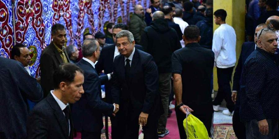 وزير الشباب والرياضة يصل عزاء الكابتن محمد صبري بالحامدية الشاذلية (فيديو)