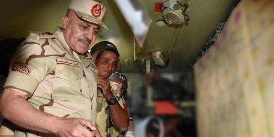 وزير الدفاع خلال تنفيذ المرحلة الرئيسية للمشروع التكتيكي بالمنطقة الغربية العسكرية: القوات المسلحة قادرة على حماية الوطن وصون مقدراته