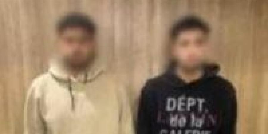 لصوتهن العالي.. ضبط عاملين اعتديا على طالبات بعصا خشبية أمام مدرسة بالجيزة