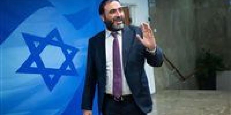 غزيّون يغادرون مطار رامون إلى وجهات دولية بتنسيق خاص