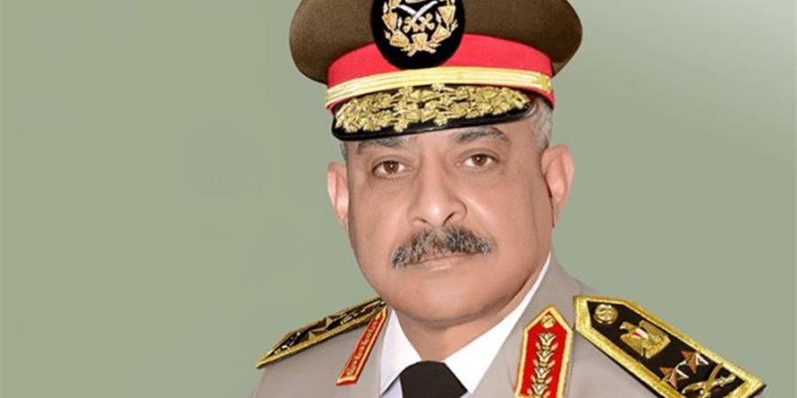 وزير الدفاع: القوات المسلحة في حالة استعداد قتالي دائم