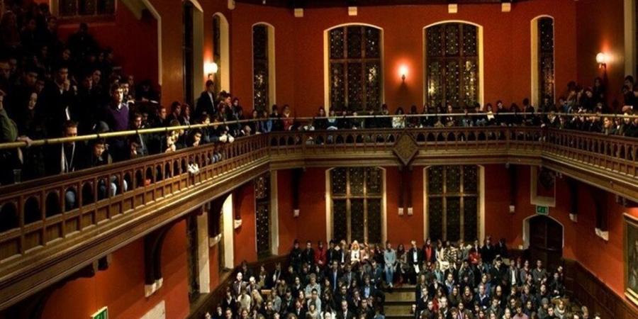 اتحاد أكسفورد يصوت بأغلبية ساحقة لقرار يصف إسرائيل بـ"التهديد الأكبر للاستقرار الإقليمي"