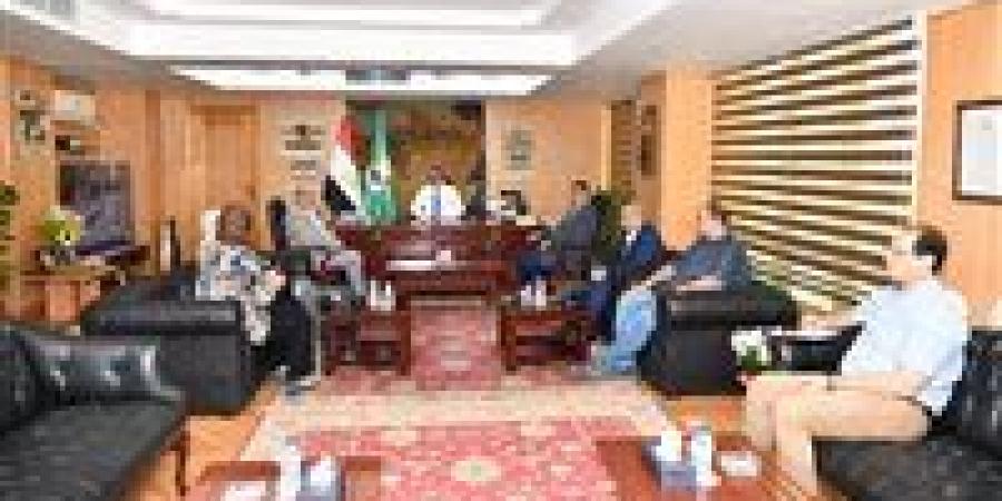 تحرّك عاجل في الفيوم بعد انهيار جزئي بطريق كفر محفوظ – طامية