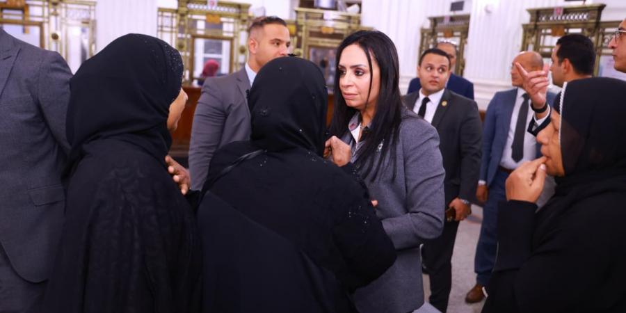 بالصور.. وزيرة التضامن تتفقد المقر الرئيسي لبنك ناصر الاجتماعي